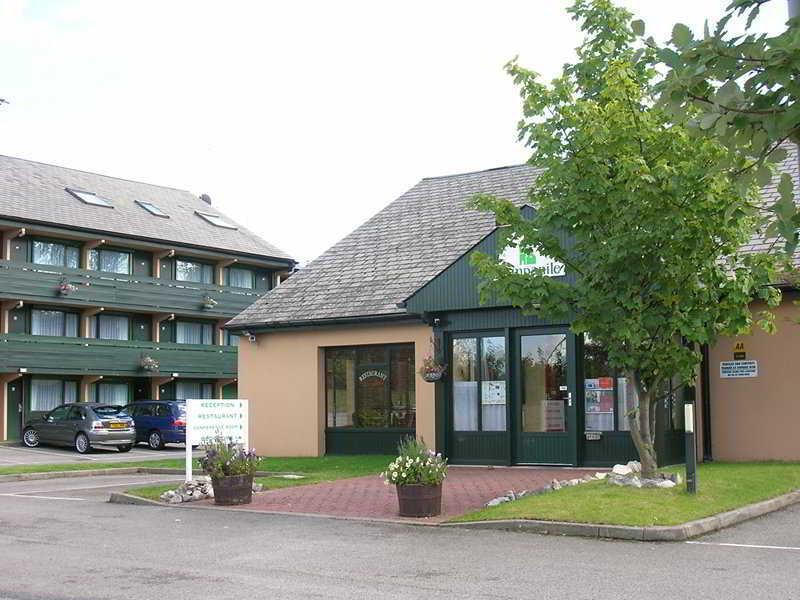 Campanile Hotel Ранкорн Экстерьер фото